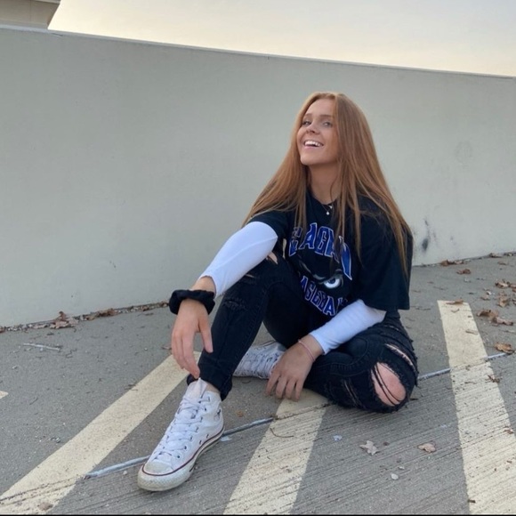 Meet your Posher, Kaitlyn - Picture 4 of 6